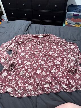 NWT LC Lauren Conrad Wine and White Floral peasant style tie front top